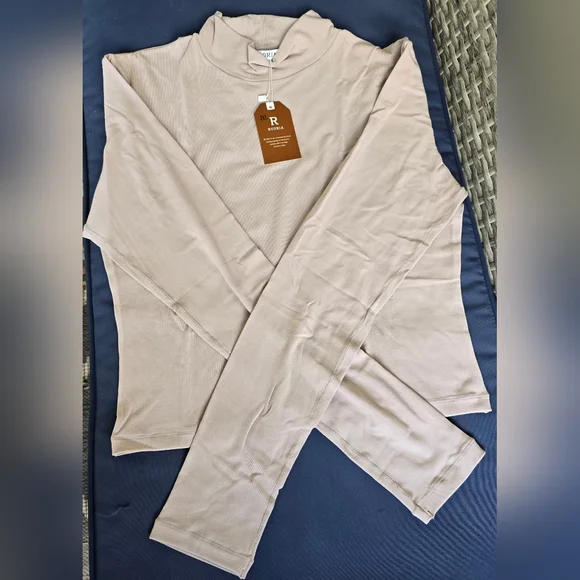 ReoRia Khaki Mock Turtleneck Women's 2XL Ribbed Tight T-shirt Crop Top L/S, NEW - Picture 2 of 9